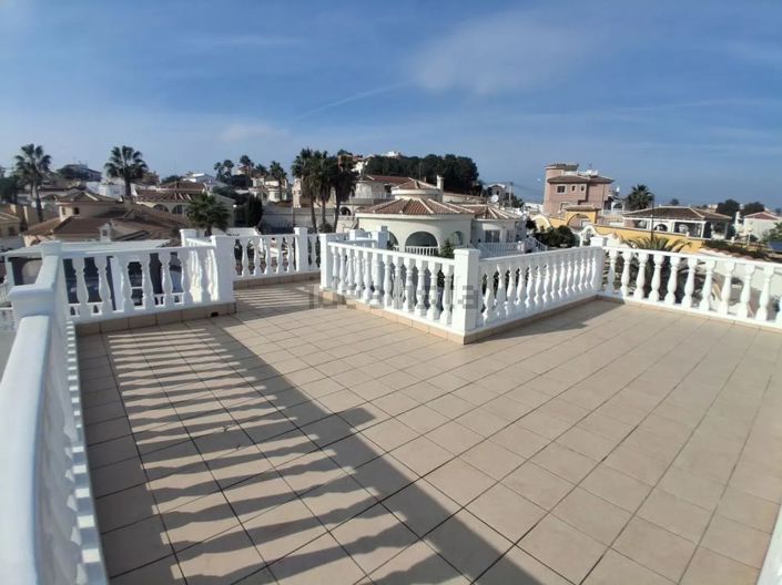 Image No.4-5 Bed Villa for sale