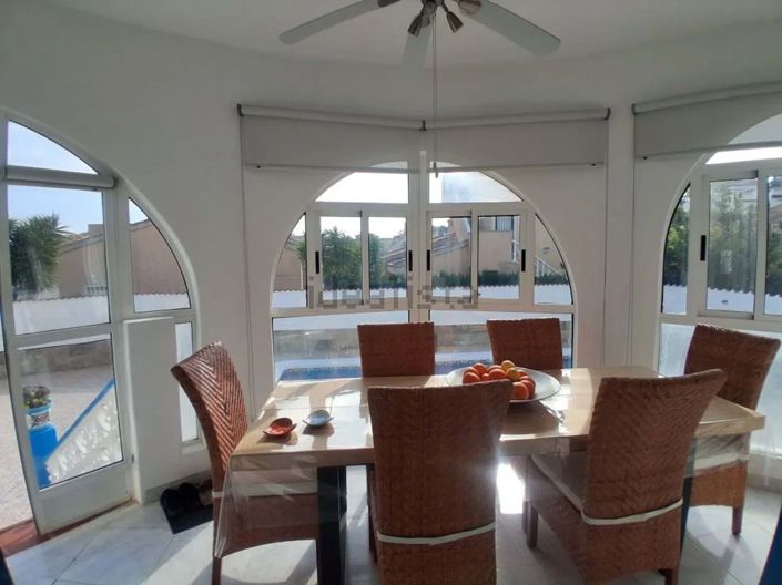 Image No.5-5 Bed Villa for sale