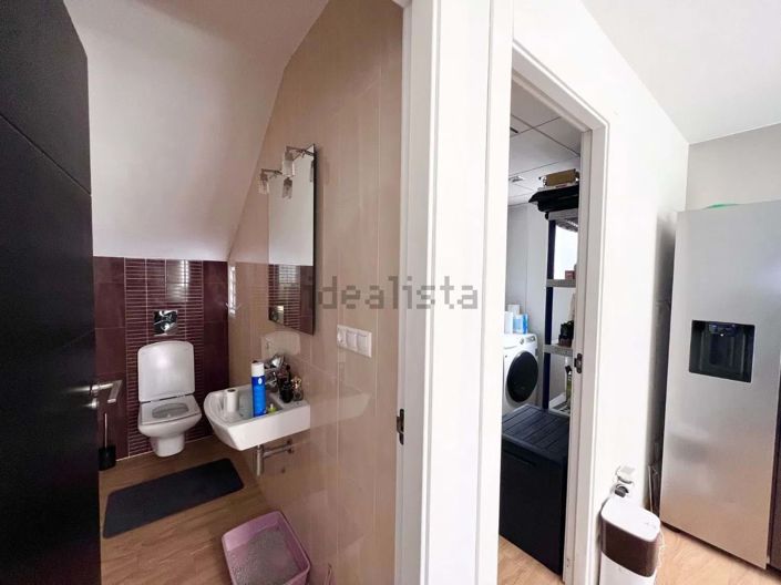 Image No.11-4 Bed Villa for sale