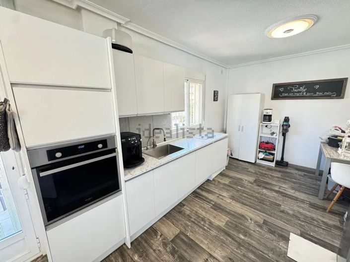 Image No.11-4 Bed Apartment for sale