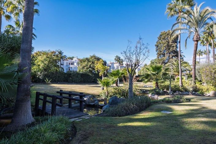 Image No.33-3 Bed Townhouse for sale