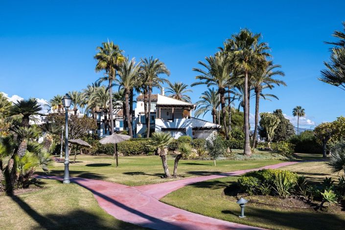 Image No.34-3 Bed Townhouse for sale