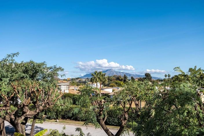 Image No.35-3 Bed Townhouse for sale