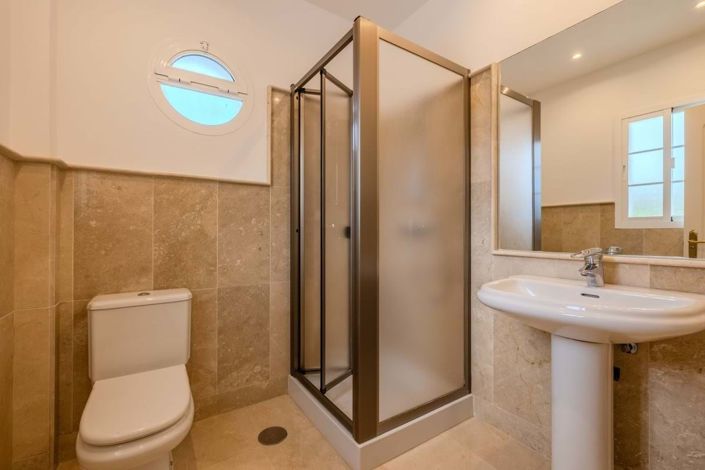 Image No.10-4 Bed Villa for sale