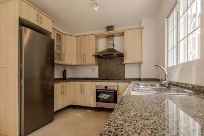 1447-657597-78d1f4f8b6655591b02d22fabb36a692d