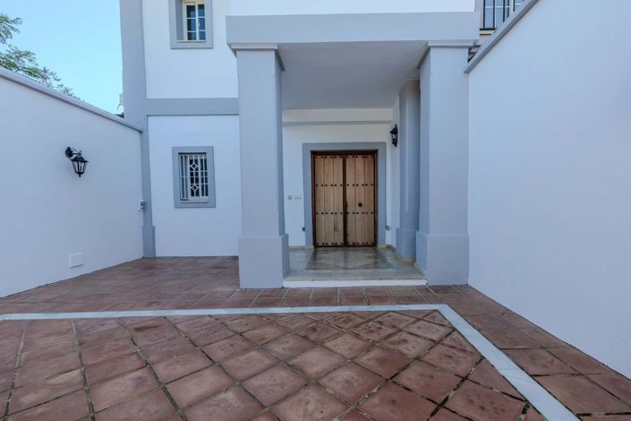 Image No.14-4 Bed Villa for sale