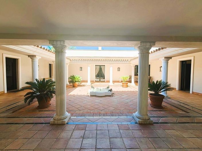 Image No.14-7 Bed Villa for sale