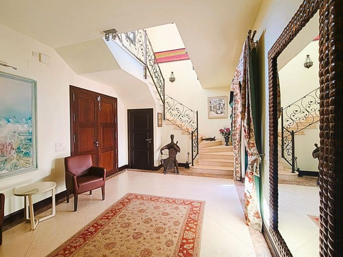 Image No.6-7 Bed Villa for sale