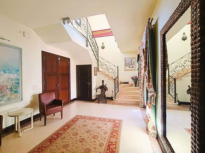 Image No.6-7 Bed Villa for sale