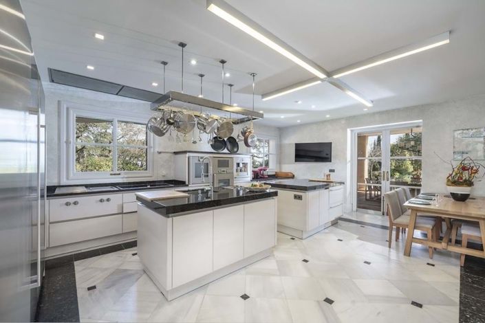 Image No.7-6 Bed Villa for sale