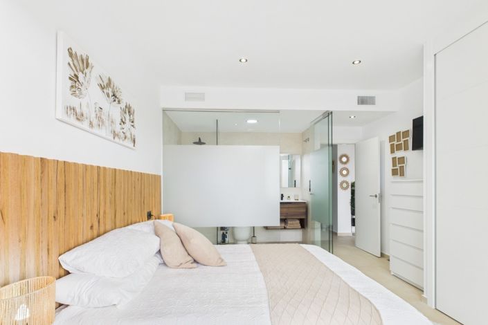 Image No.11-2 Bed Apartment for sale