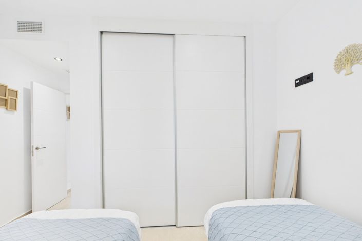 Image No.17-2 Bed Apartment for sale