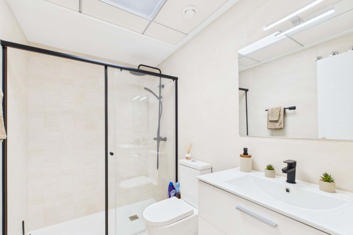 Image No.23-2 Bed Apartment for sale