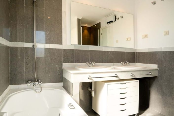 Image No.29-4 Bed Villa for sale