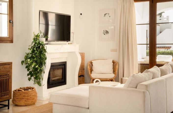 Image No.3-4 Bed Villa for sale