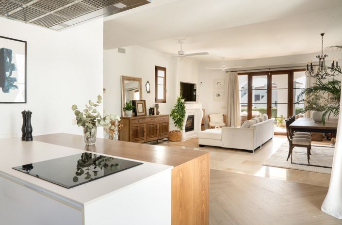 Image No.7-4 Bed Villa for sale