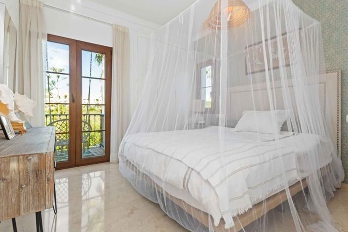 Image No.22-4 Bed Villa for sale