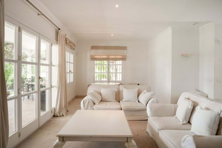 Image No.6-4 Bed Villa for sale