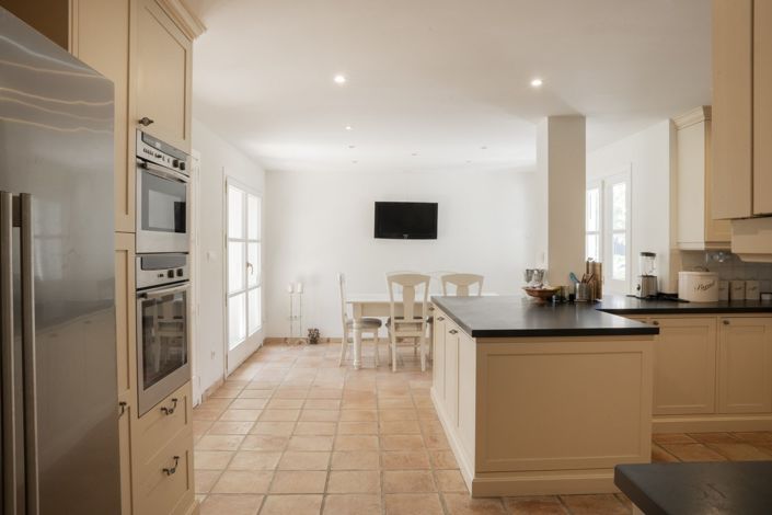 Image No.7-4 Bed Villa for sale