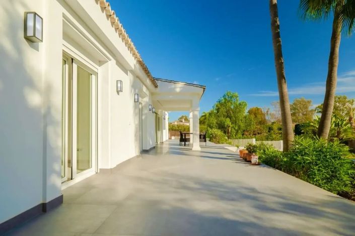 Image No.18-4 Bed Villa for sale