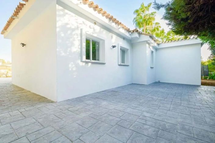 Image No.44-4 Bed Villa for sale