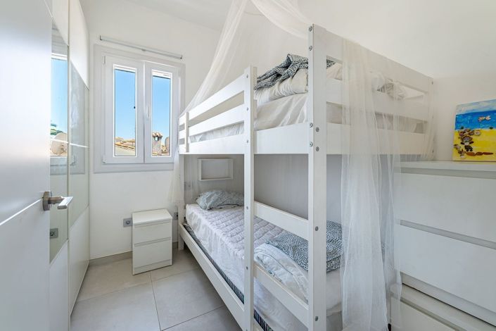 Image No.28-3 Bed Villa for sale