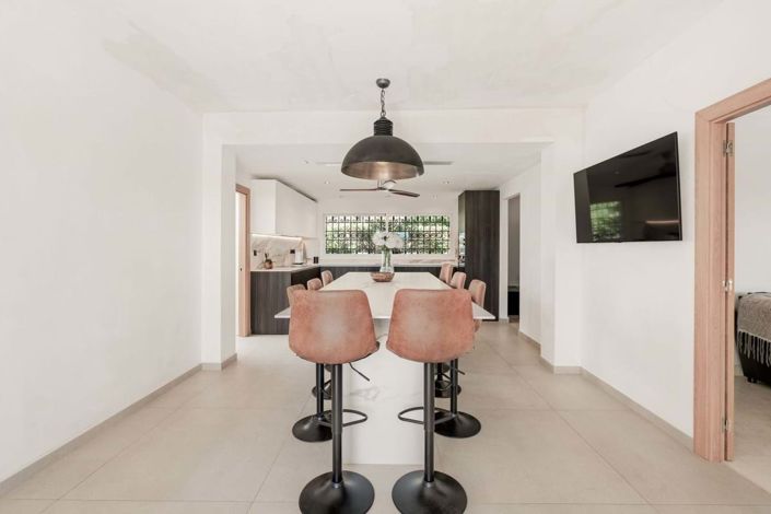 Image No.13-4 Bed Villa for sale