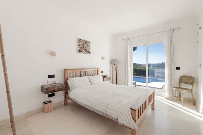 Image No.23-4 Bed Villa for sale