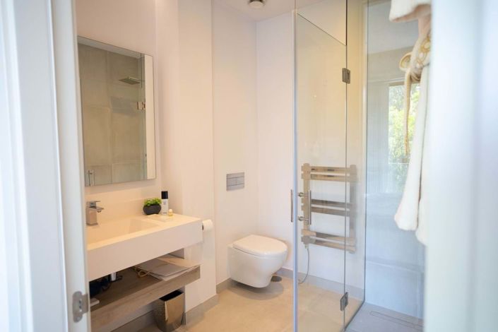 Image No.14-4 Bed Villa for sale