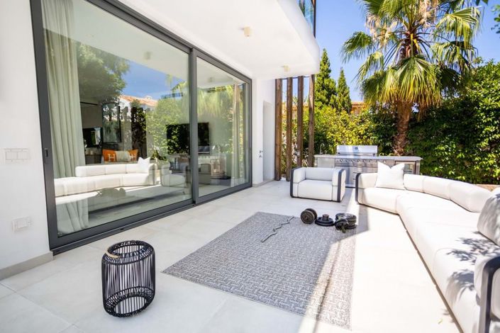 Image No.21-4 Bed Villa for sale