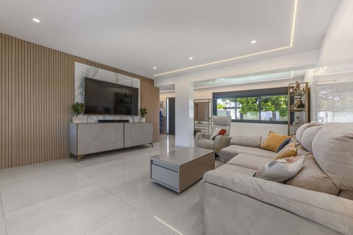 Image No.11-3 Bed Villa for sale