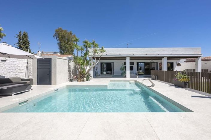 Image No.2-3 Bed Villa for sale