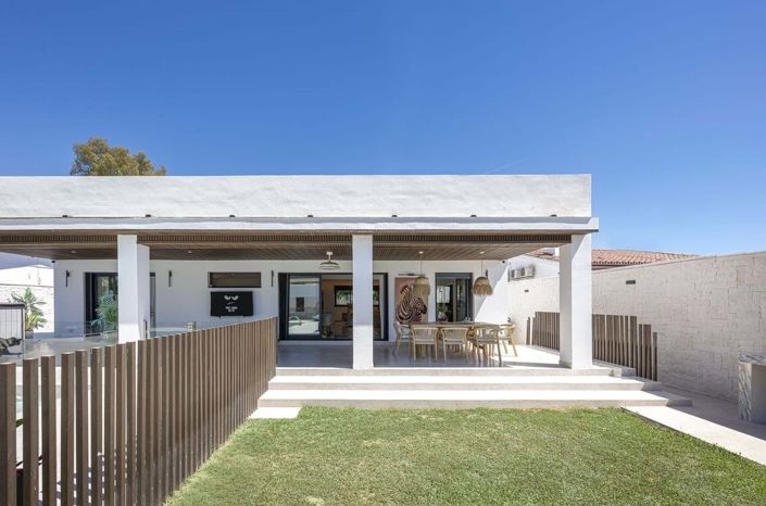 Image No.28-3 Bed Villa for sale