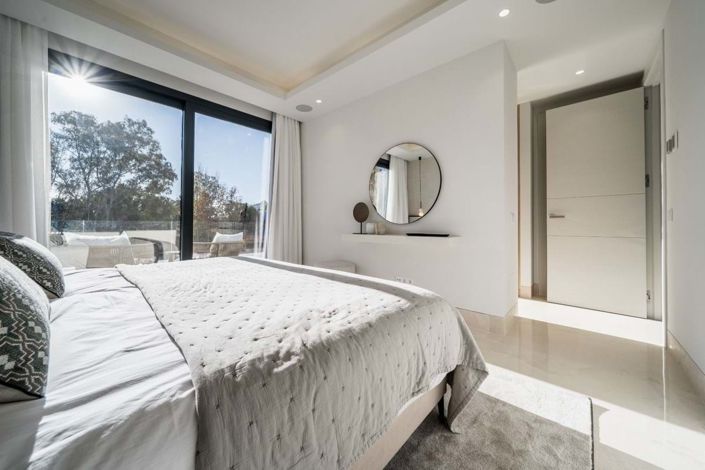 Image No.23-4 Bed Villa for sale