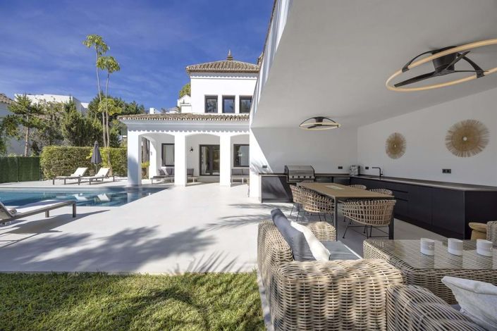 Image No.13-5 Bed Villa for sale