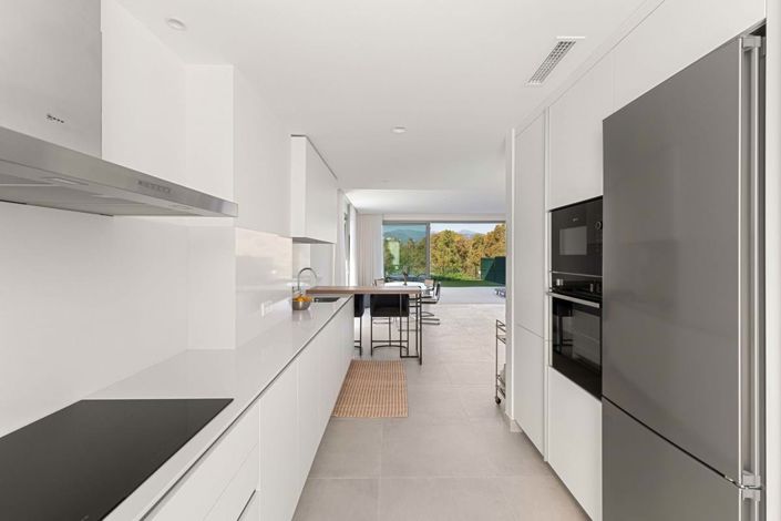 Image No.10-3 Bed Semi-Detached for sale