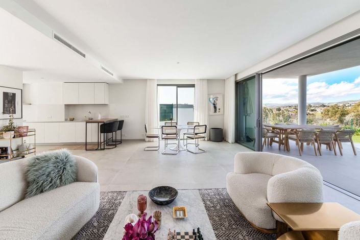 Image No.16-3 Bed Semi-Detached for sale