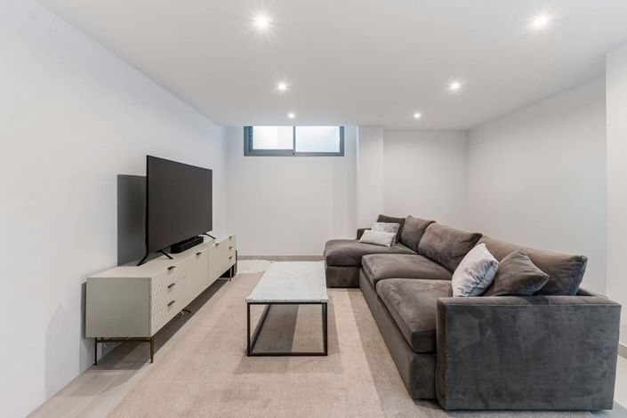 Image No.17-3 Bed Semi-Detached for sale