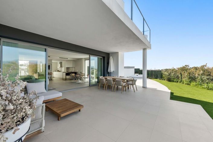 Image No.23-3 Bed Semi-Detached for sale