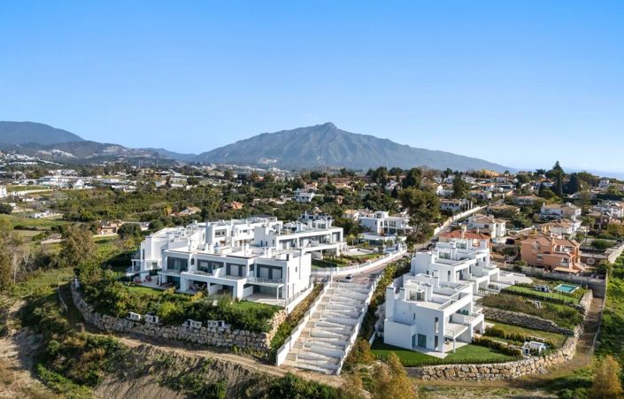 Image No.27-3 Bed Semi-Detached for sale