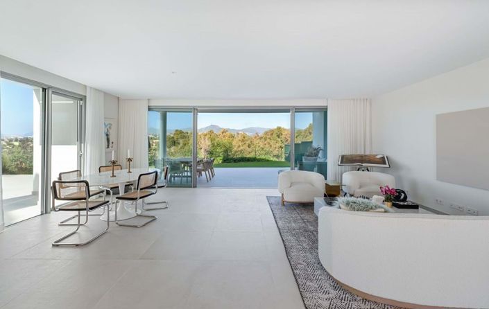 Image No.8-3 Bed Semi-Detached for sale