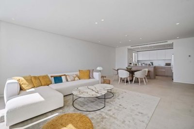 1447-658000-78d1f4f8b6655591b02d22fabb36a692d