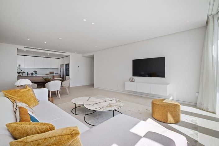 Image No.11-3 Bed Apartment for sale