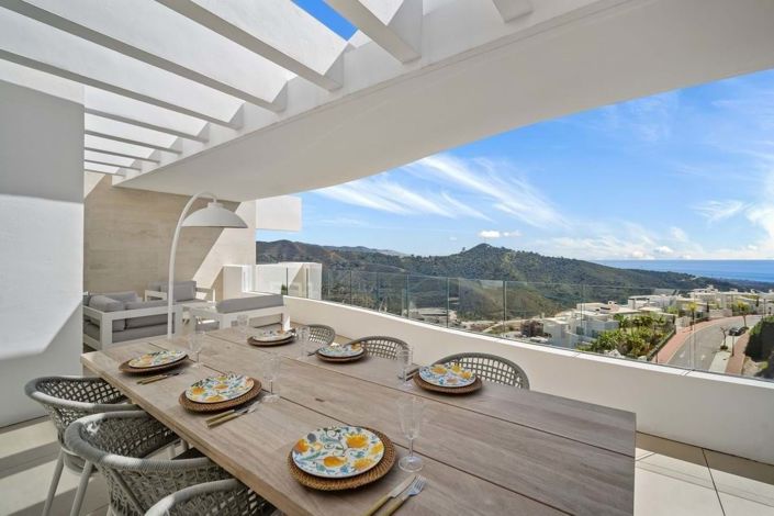 Image No.15-3 Bed Apartment for sale