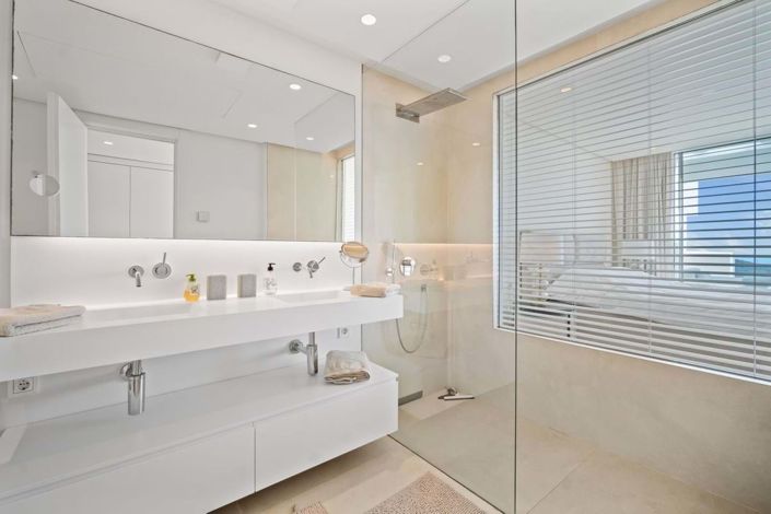 Image No.18-3 Bed Apartment for sale