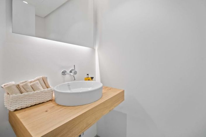 Image No.29-3 Bed Apartment for sale