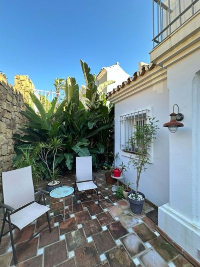 Image No.24-3 Bed Townhouse for sale