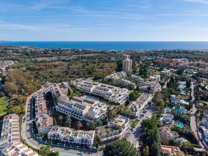 Image No.30-4 Bed Townhouse for sale