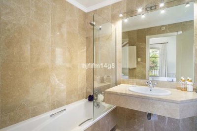 1447-658008-78d1f4f8b6655591b02d22fabb36a692d