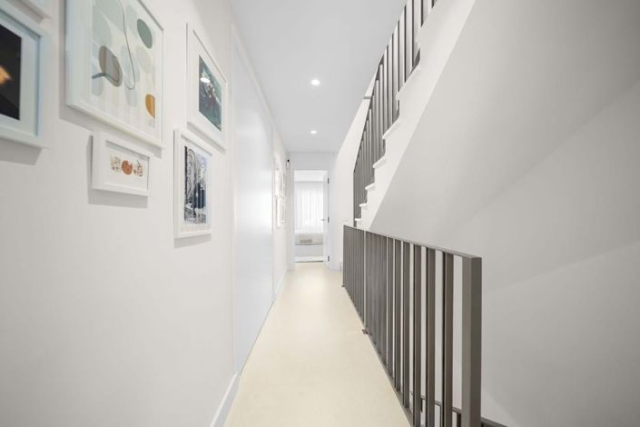 Image No.29-3 Bed Townhouse for sale